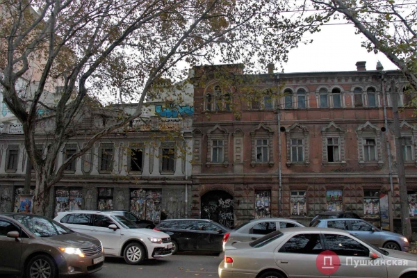 Застройщик типографии Фесенко на Ришельевской требует через суд отметить запрет Минкульта на стройку