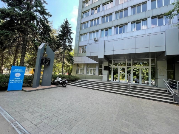 В Одессе открыли центр массовой вакцинации от COVID-19, который будет работать ежедневно