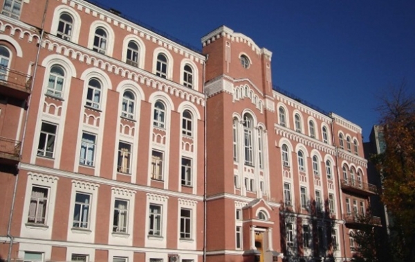 В Киеве умер один из пациентов, у которого диагностировали штамм Дельта 