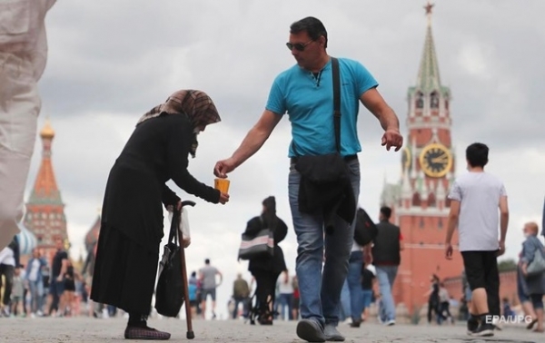 В России впервые за сутки более 700 жертв COVID-19