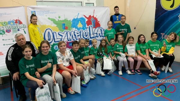 #OlympicLab. Титулованные одесские фехтовальщики встретились с юными спортсменами в рамках проекта НОК Украины
