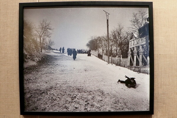 В Одессе открылась уникальная фотовыставка с кадрами города столетней давности
