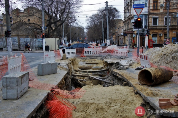 Затянувшиеся раскопки на Осипова: что говорят в «Инфоксе» о сроках завершения работ. Фото