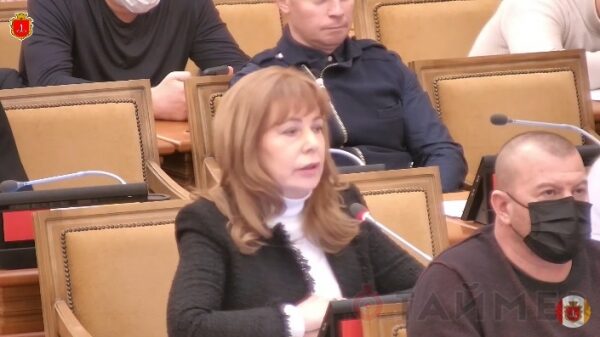 Депутат от Партии Шария поинтересовалась, откуда у главной по культуре и туризму в Одессе колье за миллион Депутат от Партии Шария поинтересовалась, откуда у главной по культуре и туризму в Одессе колье за миллион