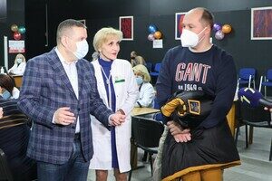 Рекорд вакцинации: в Одессе сделали миллионную прививку от COVID-19 Рекорд вакцинации: в Одессе сделали миллионную прививку от COVID-19