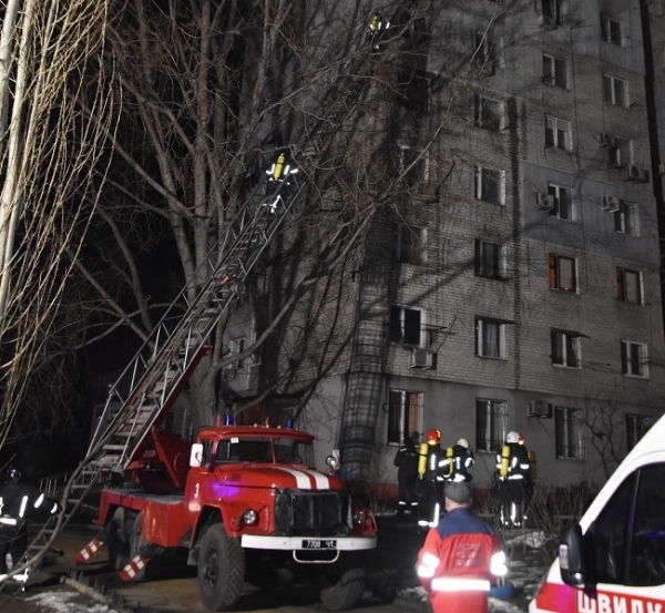 Пожар на Балковской: из дома были эвакуированы 40 жильцов