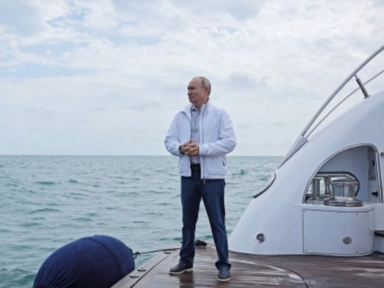 Розкішна яхта Путіна залишила порт Гамбурга, — німецькі ЗМІ