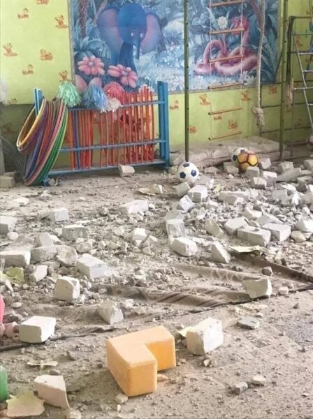 В Станице Луганской боевики обстреляли детский сад: есть пострадавшие В Станице Луганской боевики обстреляли детский сад: есть пострадавшие