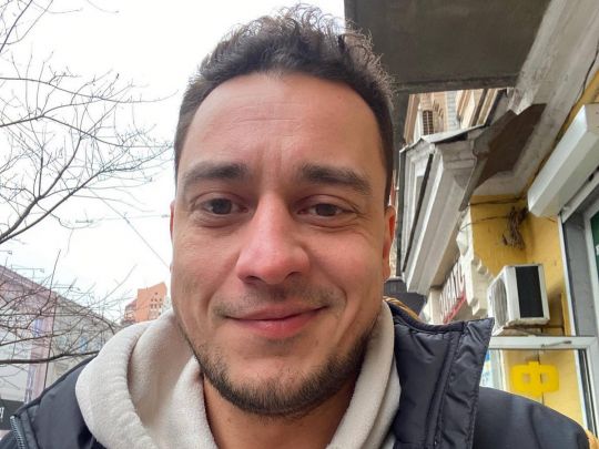 Під дулом автоматів попросили автограф та каву: творець «Орла та Решки» розповів про зустріч із окупантами в Гостомелі