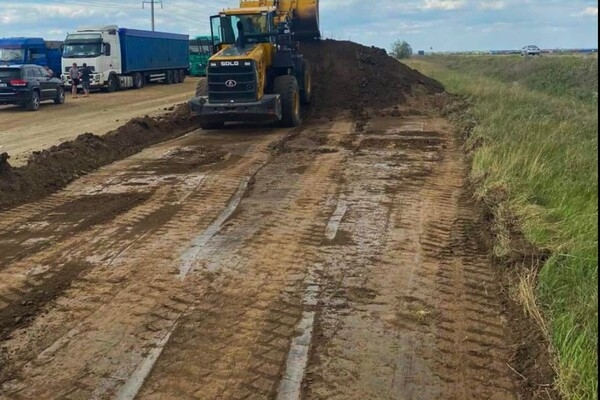 Из-за загруженности трасс в Одесской области построят площадки для фур