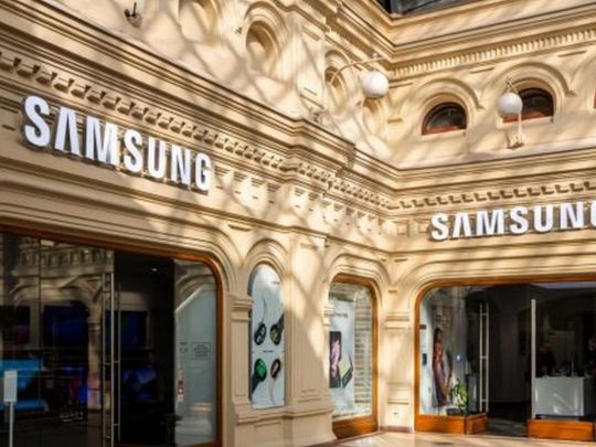 Samsung продовжує працювати в росії за «сірими схемами» — ЗМІ