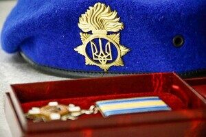 В Одесской области семья погибшего нацгвардейца получила орден "За мужество" В Одесской области семья погибшего нацгвардейца получила орден "За мужество"