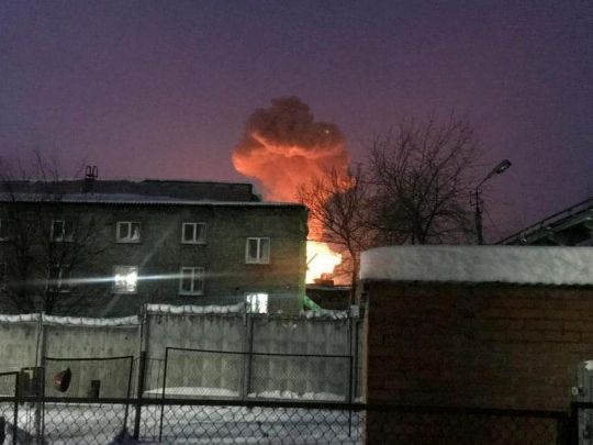 На росії загорівся пороховий завод, що забезпечує ракети, якими обстрілюють Україну