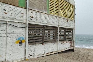 На Фонтане появилось граффити, посвященное Зеленскому
