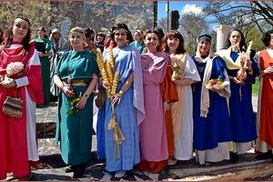 Легионеры и суд над Христом: в Одессе состоялась пасхальная реконструкция Легионеры и суд над Христом: в Одессе состоялась пасхальная реконструкция
