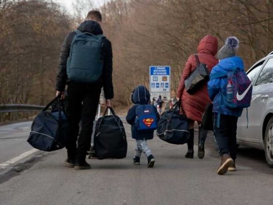 У&nbsp;чоловіка є&nbsp;дозвіл на&nbsp;проживання в&nbsp;ЄС: чи&nbsp;випустять його за&nbsp;кордон