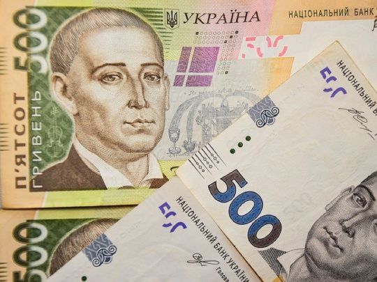 Мінімальну зарплату в Україні можуть підвищити двічі у 2023 році та різко