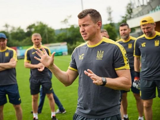 «Молодіжка» України, готуючись до Євро-2023, впевнено обіграла екзотичну збірну