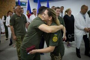 Осмотрел разрушенный собор и посетил реабилитационные отделения: в Одессу приехал Владимир Зеленский Осмотрел разрушенный собор и посетил реабилитационные отделения: в Одессу приехал Владимир Зеленский