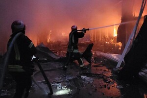 Огромные воронки и сотни разбитых окон: в ГСЧС показали последствия атаки по Одесской области