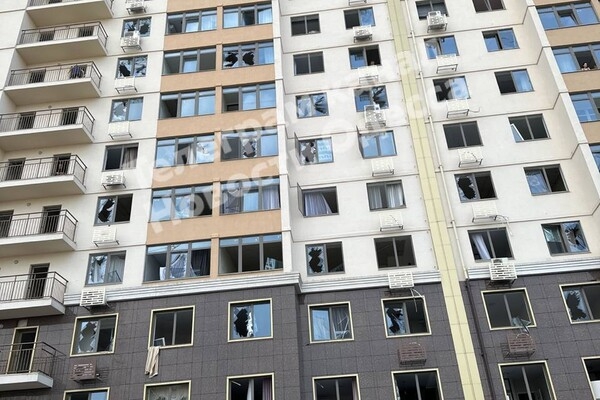 Огромные воронки и сотни разбитых окон: в ГСЧС показали последствия атаки по Одесской области