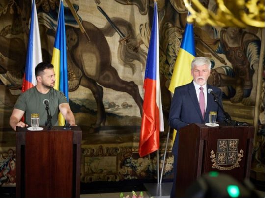 Чехія передасть Києву бойові гелікоптери та підтримає Україну на саміті НАТО у Вільнюсі