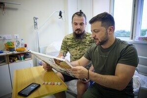 Осмотрел разрушенный собор и посетил реабилитационные отделения: в Одессу приехал Владимир Зеленский Осмотрел разрушенный собор и посетил реабилитационные отделения: в Одессу приехал Владимир Зеленский