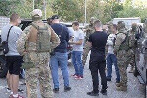 В Одессе задержали иностранца, который заказал убийство владельца киевской стоматологической клиники В Одессе задержали иностранца, который заказал убийство владельца киевской стоматологической клиники