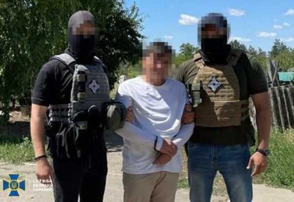 СБУ нейтралізувала одну з найбільших агентурних мереж рф за час війни: на Миколаївщині затримано 13 інформаторів
