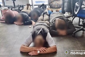 Колл-центр в Одессе выманивал у людей до 200 тысяч долларов в месяц