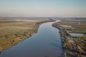 На берегах Днестра в Одесской области снесут рыбацкие постройки
