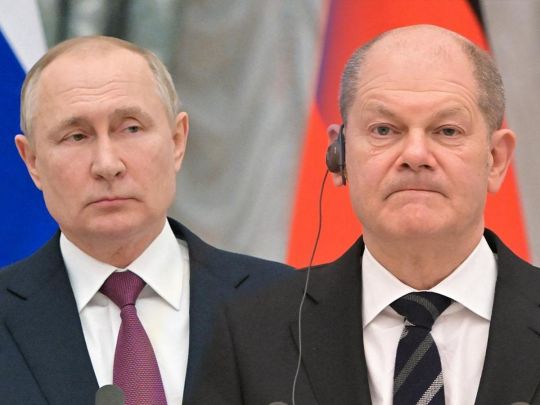 «Не обов’язково запрошувати на пиво»: експосол Мельник закликає Шольца зустрітися з путіним