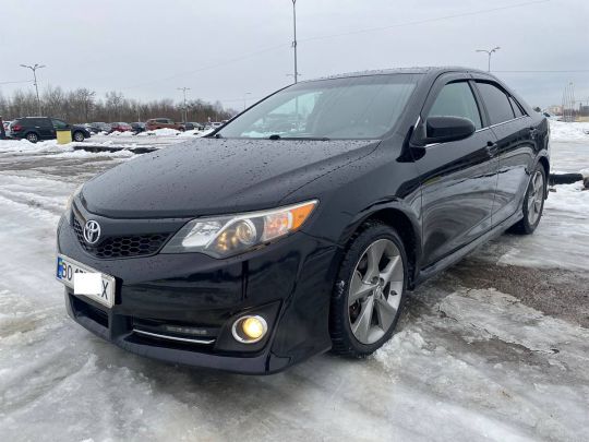 Не тільки Camry: названо автомобілі бренду Toyota, які дуже рідко відвідують СТО