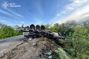 На трассе Одесса – Рени произошло смертельное ДТП с участием грузовиков: временно перекрыто движение На трассе Одесса – Рени произошло смертельное ДТП с участием грузовиков: временно перекрыто движение