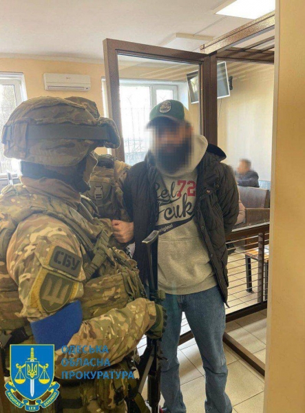 В Одесі іноземці готували російський удар по штабу Сил оборони півдня (фото, відео)