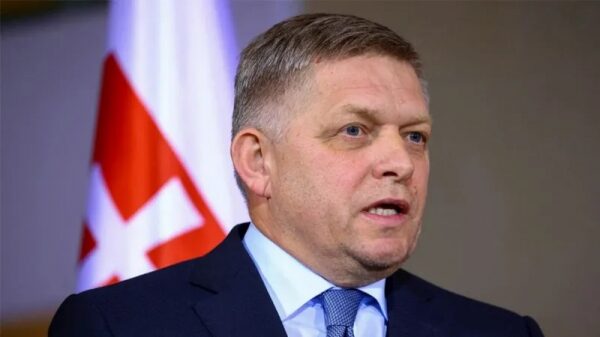 Словацкий премьер-министр Роберт Фицо ранен в результате стрельбы Словацкий премьер-министр Роберт Фицо ранен в результате стрельбы