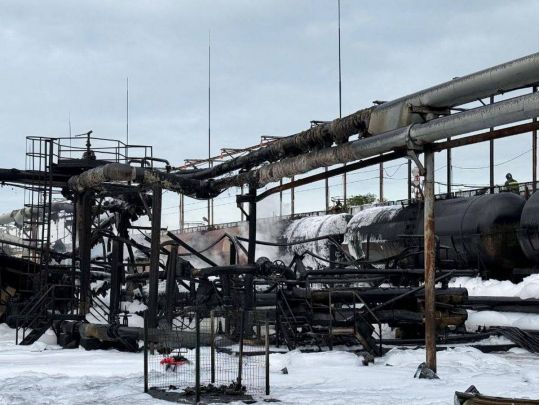 Вночі ЗСУ вразили нафтобазу в Краснодарському краї росії (фото, відео)