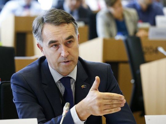&laquo;Все ще&nbsp;існує прірва між потребами України та&nbsp;нашими діями&raquo;: євродепутат закликає прискорити озброєння України