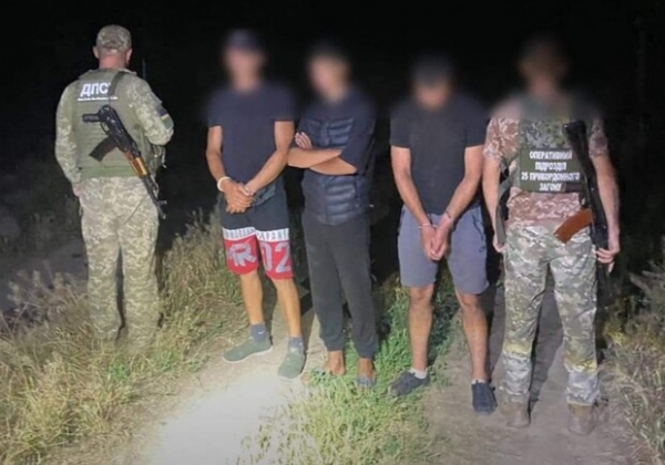 Намеревались расплатиться за бегство из Украины трудом в Молдове: в Одесской области задержали уклонистов
