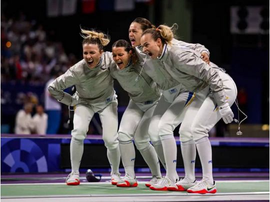 Харлан та компанія стали чемпіонками Олімпіади-2024 у командному фехтуванні: відео неймовірного фіналу