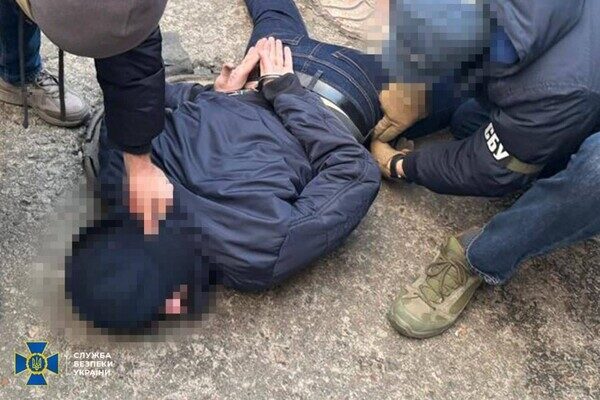 Шпионили за волонтерами и чиновниками в Одессе и еще двух городах: СБУ разоблачила агентов ФСБ Шпионили за волонтерами и чиновниками в Одессе и еще двух городах: СБУ разоблачила агентов ФСБ