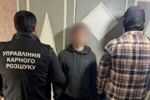 Уничтожили объекты Укрзализныци и военный автомобиль: в Одессе разоблачили трех поджигателей Уничтожили объекты Укрзализныци и военный автомобиль: в Одессе разоблачили трех поджигателей