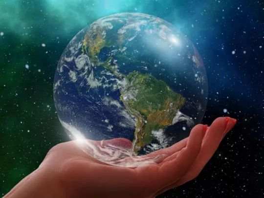 Тельцям краще поберегти нерви, а&nbsp;Скорпіонам варто приділити увагу родичам: гороскоп на&nbsp;23 травня та&nbsp;термінове посланння від мольфара на&nbsp;червень