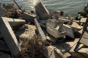 В Одесской области мусор после обстрела школы сбросили вблизи Аккерманской крепости В Одесской области мусор после обстрела школы сбросили вблизи Аккерманской крепости