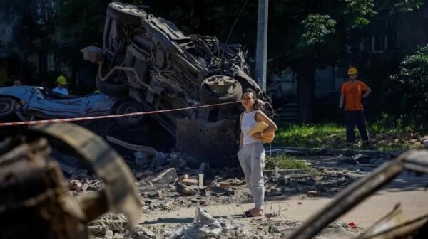 Киев под ударами беспилотников после отказа Путина от перемирия Киев под ударами беспилотников после отказа Путина от перемирия