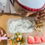 Массовое отравление в Индонезии бесплатным питанием