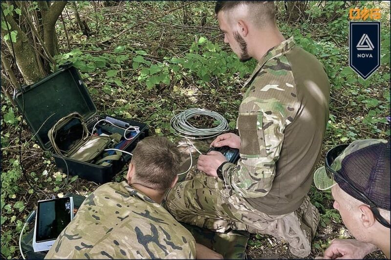 «Можна зі Львова керувати наземним дроном, який знаходиться на фронті», — засновник Школи роботизованих наземних комплексів