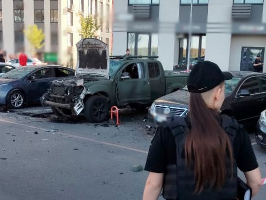 У Києві намагалися підірвати військового в автомобілі (фото, відео)