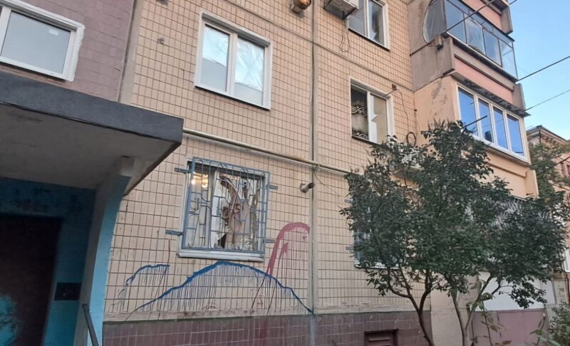 Росіяни масовано атакували Україну ракетами та дронами: де лунали вибухи (фото, відео)