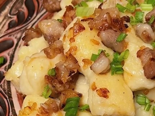 Палюшки на свій смак: що менше борошна, то ніжніше